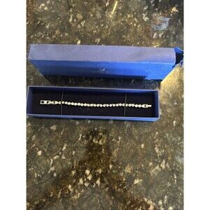 Vintage Swarovski Women's Round Crystal Tennis Bracelet 1178116